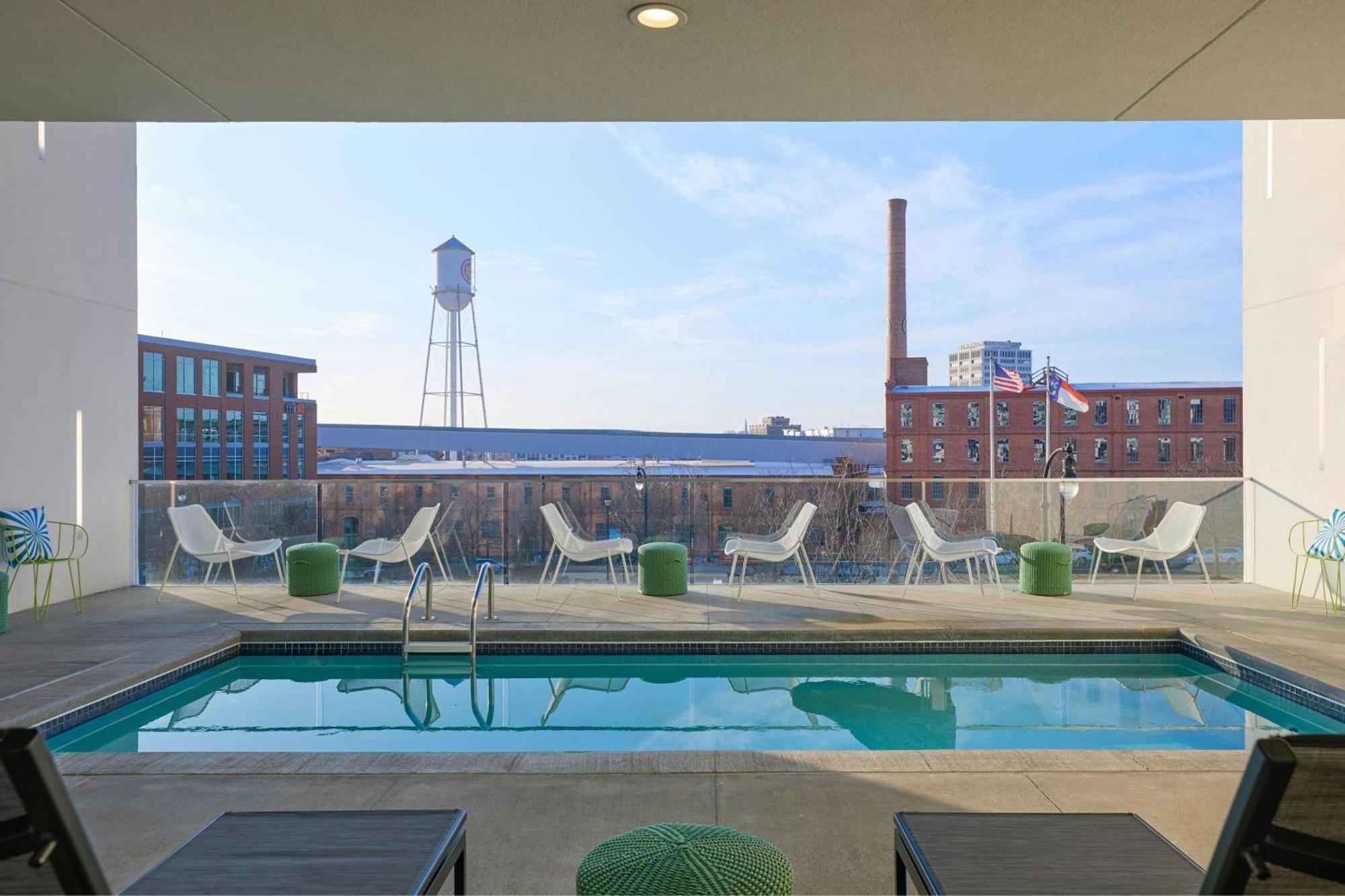 Hotel Aloft Durham Downtown Esterno foto